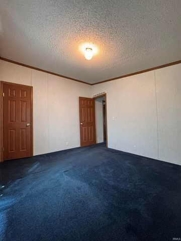 5624 E Neininger Drive, Monticello, IN 47960