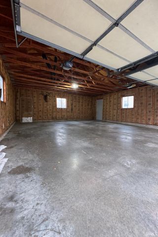 5624 E Neininger Drive, Monticello, IN 47960