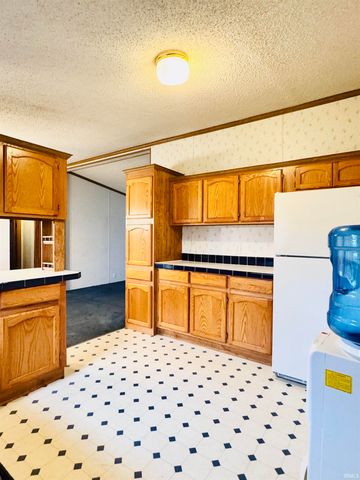 5624 E Neininger Drive, Monticello, IN 47960