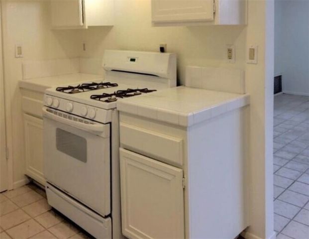 6142 Hefley, Westminster, CA 92683