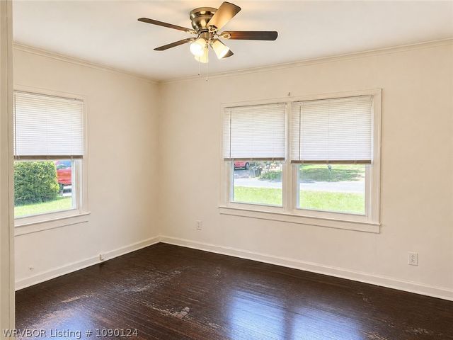 203 NE C Street, Stigler, OK 74462