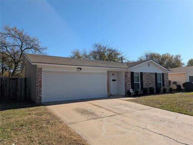 5649 Conroy Street, Fort Worth, TX 76134