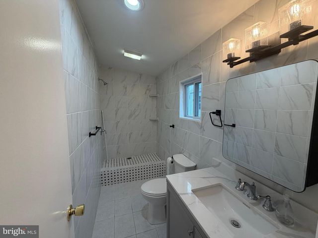 22 VINTAGE LN, Honey Brook, PA 19344