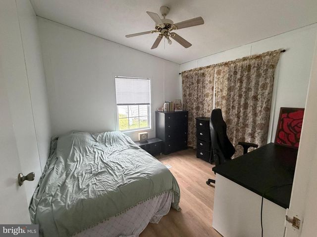 22 VINTAGE LN, Honey Brook, PA 19344