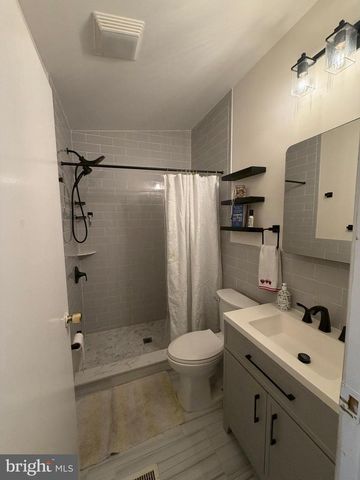 22 VINTAGE LN, Honey Brook, PA 19344