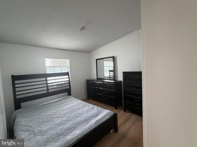 22 VINTAGE LN, Honey Brook, PA 19344