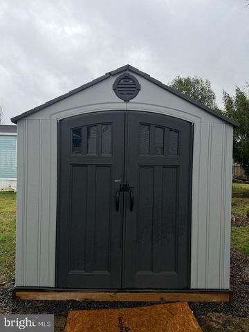 22 VINTAGE LN, Honey Brook, PA 19344