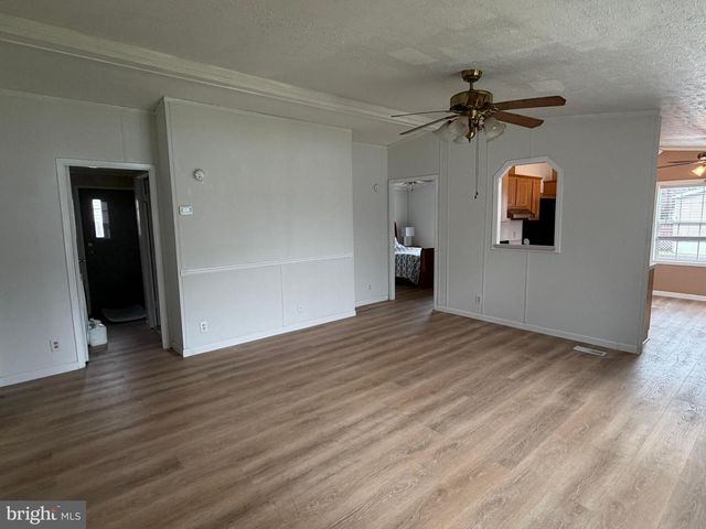 22 VINTAGE LN, Honey Brook, PA 19344