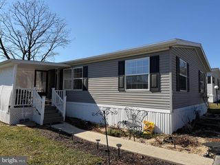 22 VINTAGE LN, Honey Brook, PA 19344