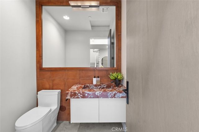 18177 Knoll Hill, Granada Hills, CA 91344