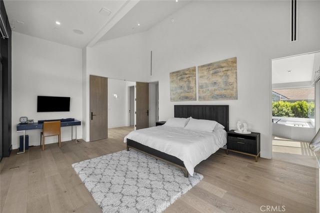 18177 Knoll Hill, Granada Hills, CA 91344