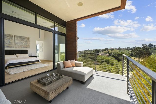 18177 Knoll Hill, Granada Hills, CA 91344