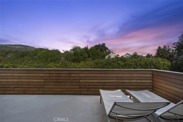 18177 Knoll Hill, Granada Hills, CA 91344