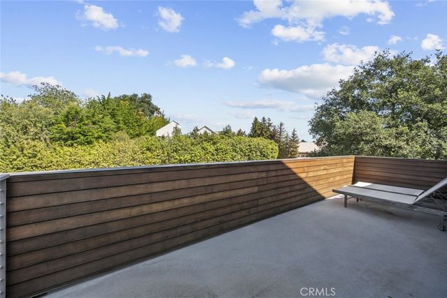 18177 Knoll Hill, Granada Hills, CA 91344