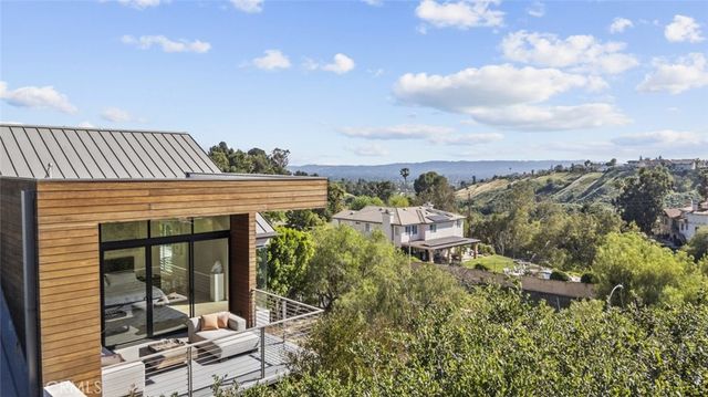 18177 Knoll Hill, Granada Hills, CA 91344