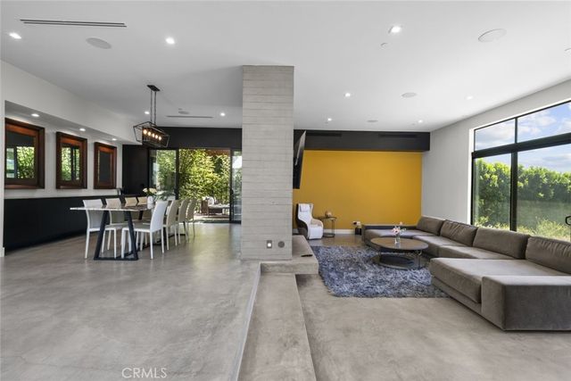 18177 Knoll Hill, Granada Hills, CA 91344