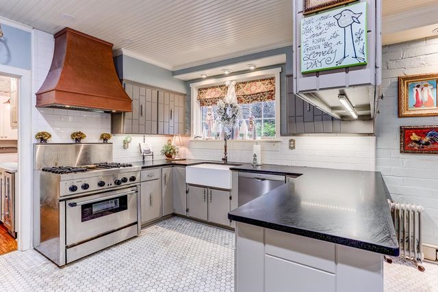 450 S GOODLETT ST, Memphis, TN 38117