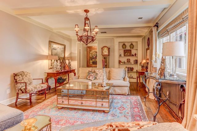 450 S GOODLETT ST, Memphis, TN 38117