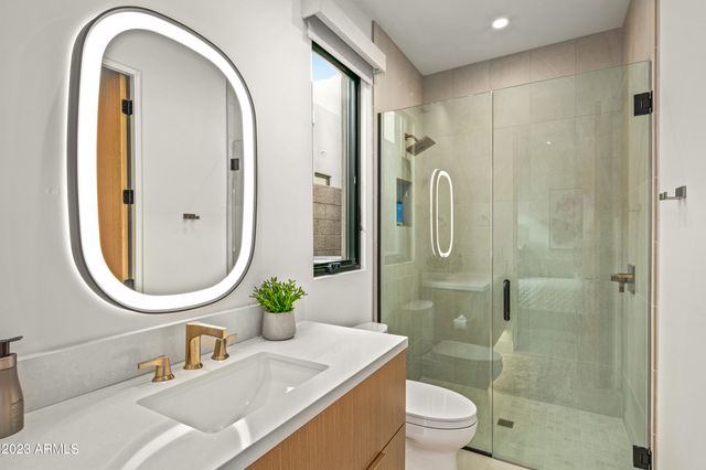 37200 N CAVE CREEK Road 1042, Scottsdale, AZ 85262