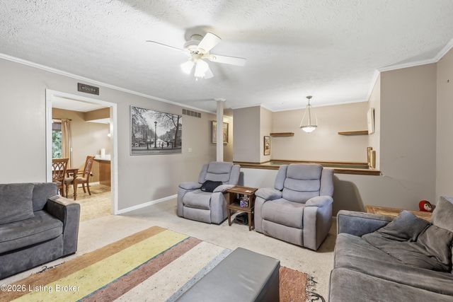 3 Richardson Ct, Frankfort, KY 40601