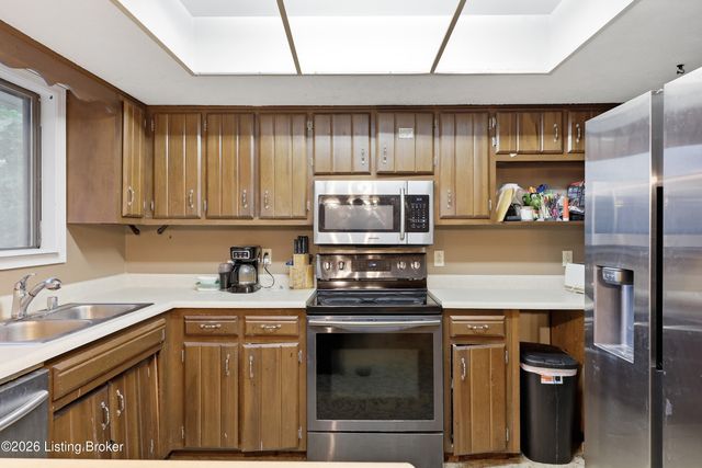 3 Richardson Ct, Frankfort, KY 40601