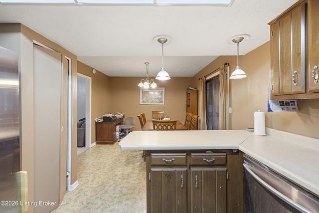3 Richardson Ct, Frankfort, KY 40601