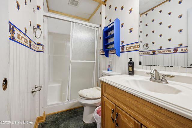 3 Richardson Ct, Frankfort, KY 40601
