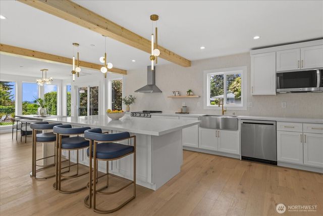 228 SW 183rd Street, Normandy Park, WA 98166