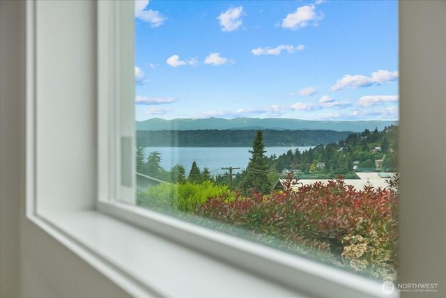 228 SW 183rd Street, Normandy Park, WA 98166
