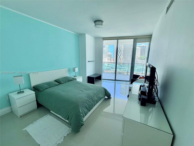 350 S Miami Avenue 1601, Miami, FL 33130