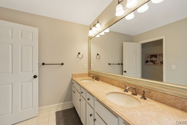 4601 Widgeon, Manlius, NY 13104