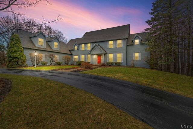 4601 Widgeon, Manlius, NY 13104