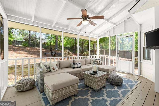 2124 Hawthorne Point, Marietta, GA 30062