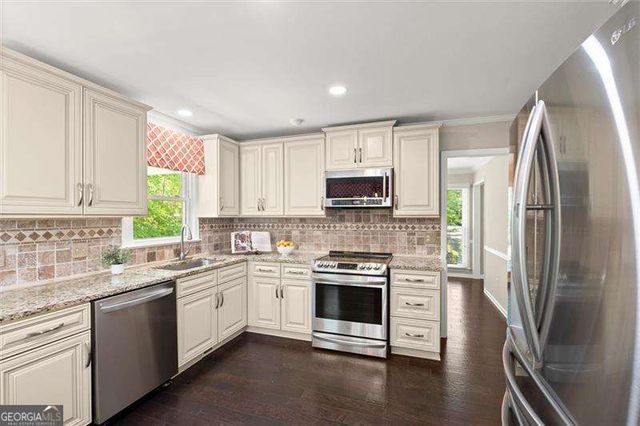 2124 Hawthorne Point, Marietta, GA 30062