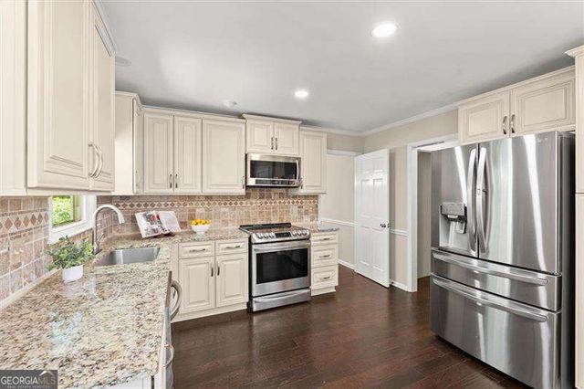 2124 Hawthorne Point, Marietta, GA 30062