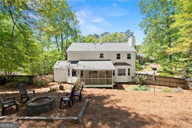 2124 Hawthorne Point, Marietta, GA 30062