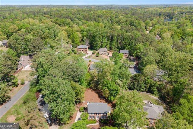 2124 Hawthorne Point, Marietta, GA 30062