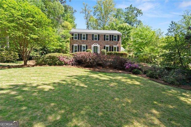 2124 Hawthorne Point, Marietta, GA 30062