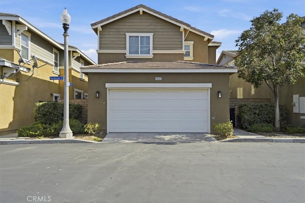 Image 4 of property listing at 38202 Mendocino Way, Palmdale, CA 93550