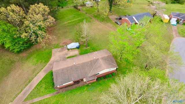 2115 NW Lynn Road, Huntsville, AL 35801
