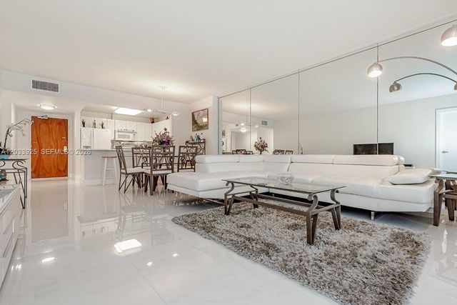 2301 Collins Ave 1416, Miami Beach, FL 33139