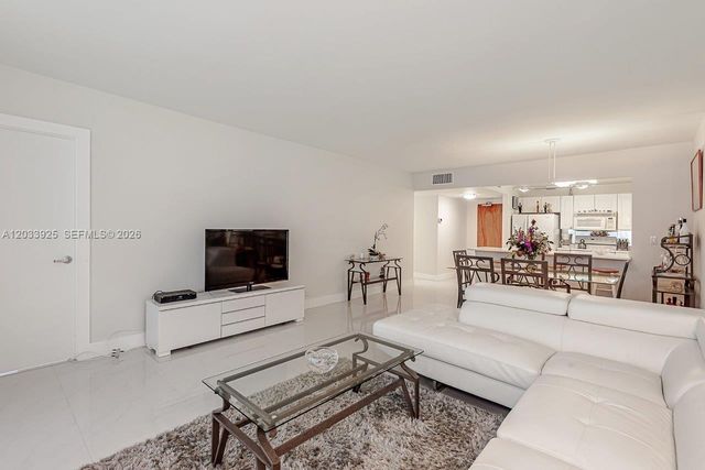 2301 Collins Ave 1416, Miami Beach, FL 33139