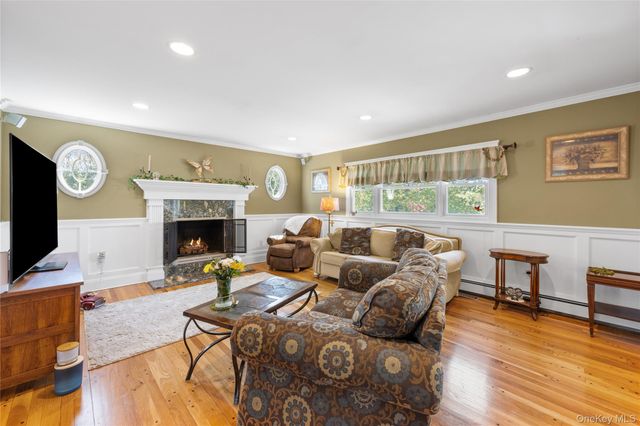 80 Palmer Drive, Sayville, NY 11782