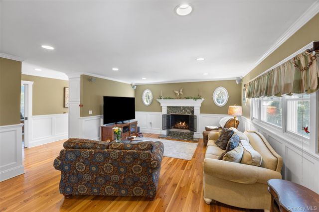 80 Palmer Drive, Sayville, NY 11782