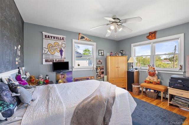 80 Palmer Drive, Sayville, NY 11782