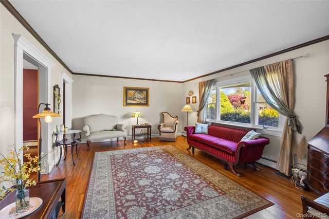 80 Palmer Drive, Sayville, NY 11782