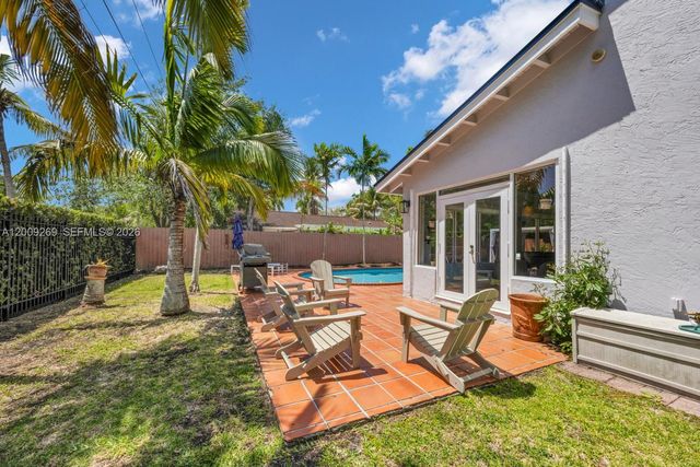 8900 SW 159th Ter, Palmetto Bay, FL 33157