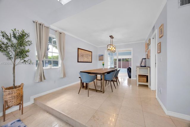 8900 SW 159th Ter, Palmetto Bay, FL 33157