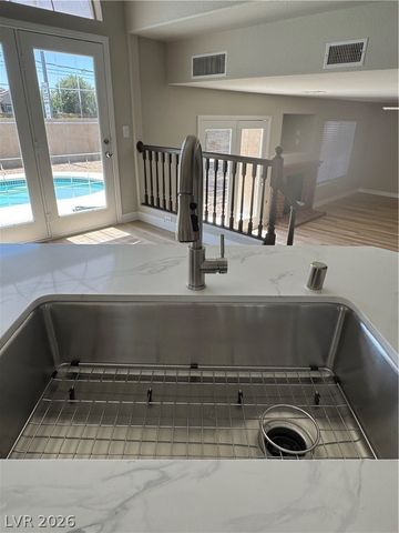 7409 Bush Garden Avenue, Las Vegas, NV 89129