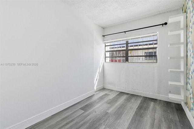 1542 NW 35th St, Miami, FL 33142